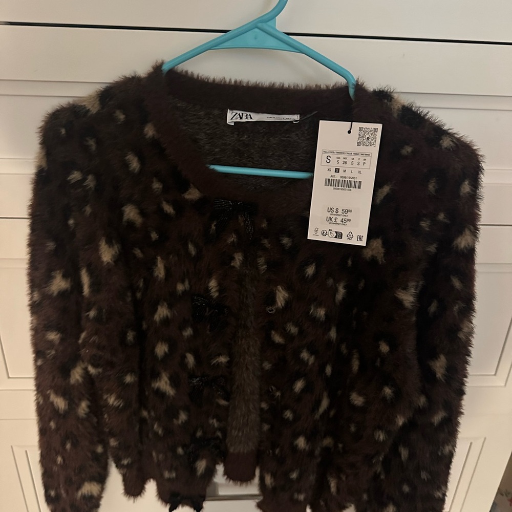 Zara Fuzzy Leopard Print Sweater